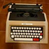 Olivetti Lettera 52