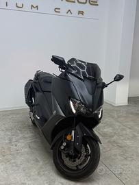 Yamaha TMAX 560