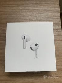 AirPods Apple