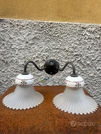 lampada da parete a due bracci
