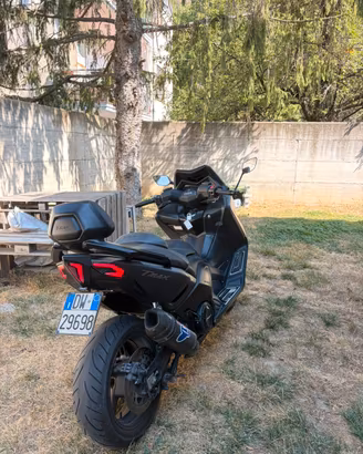 Tmax 530 2012