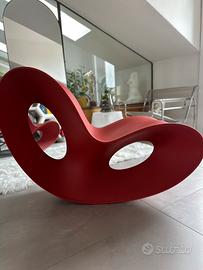 Voido Magis poltrona design a dondolo