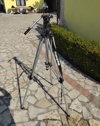 cavalletto uso professionale per telecamera