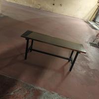 Tavolino di modernariato svedese