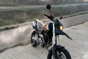 Honda fmx  650  del 2007 Patente A2