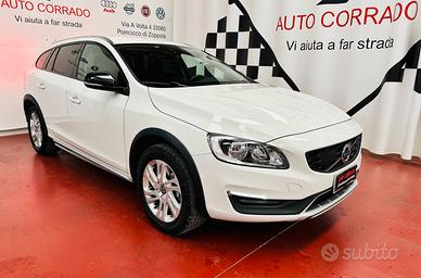 Volvo V60 Cross Country D3 Geartronic Pro MY18