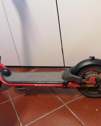 Monopattino Ninebot Segway D18