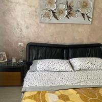 Letto matrimoniale, comò e 2 comodini