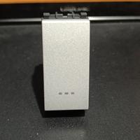 Interruttore Vimar Eikon 20001