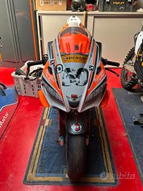 APRILIA RSV4