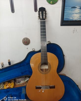 chitarra classica Aria 560