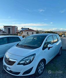 Meriva b GPL di serie