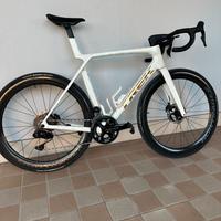 TREK MADONE SLR 9 GEN 8 - IN GARANZIA