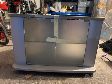 Mobile porta tv con rotelle