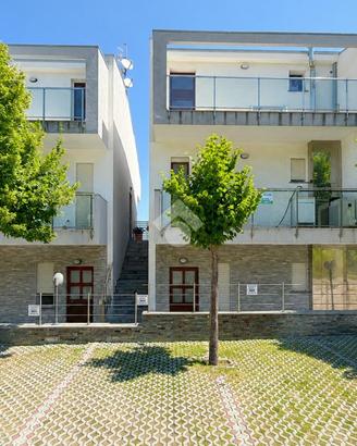 3 LOCALI A TORINO DI SANGRO