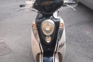 Sym mio 100