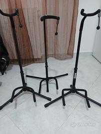 3 stand porta chitarra. 