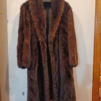 Pelliccia in code di visone