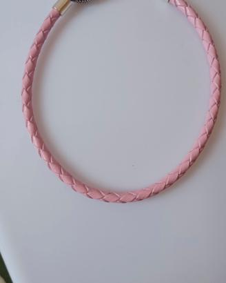 braccialetto rosa in pelle con quisura in argento 
