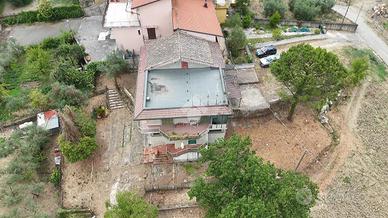 CASA INDIPENDENTE A ROCCABASCERANA