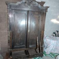 Armadio antico piemontese da restaurare