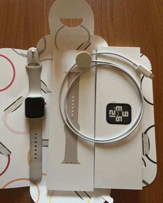 Apple Watch SE GPS 40 mm - Originale con accessori