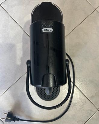 Macchina da caffè nespresso modello de Longhi