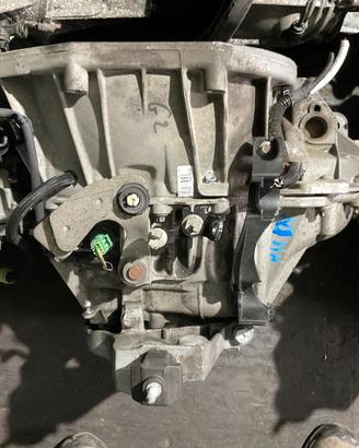 CAMBIO MANUALE RENAULT/NISSAN G9U 6 MARCE