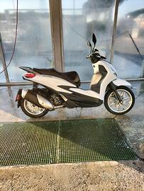 Beverly 300 HPE