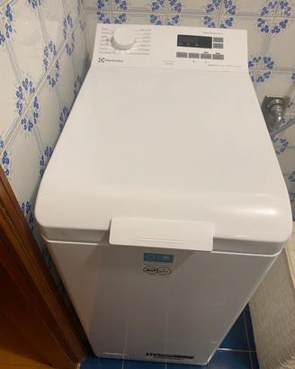 Lavatrice carica dall’ alto da1Kg a 6Kg