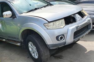 Mitsubishi L200 2.5 codice motore 4D56 per ricambi