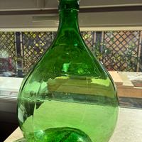 Vetro verde di damigiana