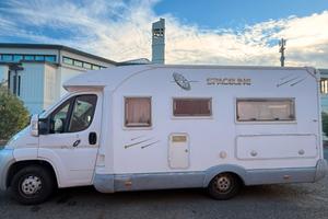 Camper Join Camping Car