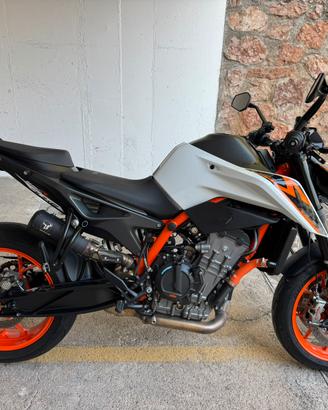 KTM 890 DUKE R -  2021