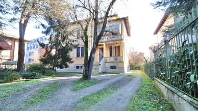 PORZIONE DI TRIFAMILIARE A REGGIO NELL'EMILIA