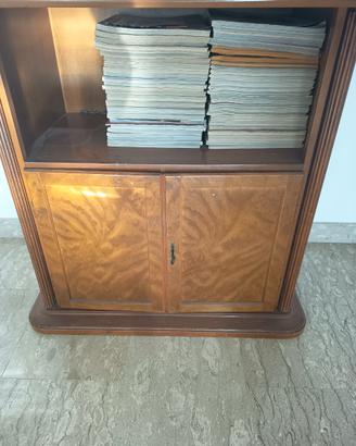 Libreria 4 ripiani e mobiletto