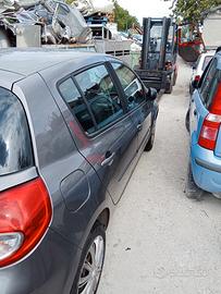 Ricambi per Renault Clio anno 2010