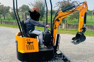 Mini Escavatore JPC HT12