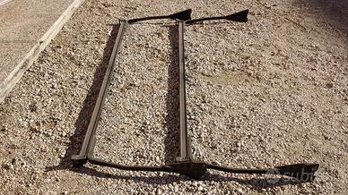 Supporto portapacchi portasci portabiciclette per