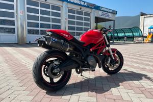 Ducati 696