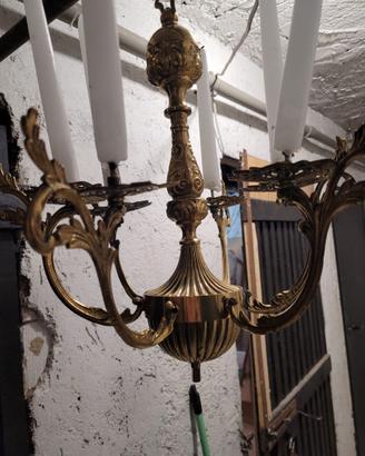 Lampadario ottone lavorato con candele