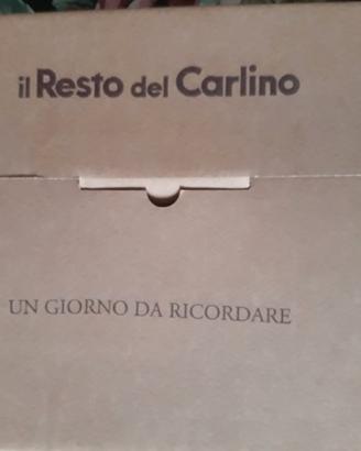 Libro Wonder e una copia originale del Carlino