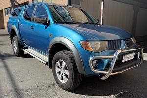 Mitsubishi L200 2.5 DI-D Doppia Cabina Automatica/