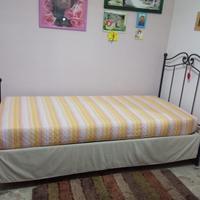 Letto singolo in ferro battuto 