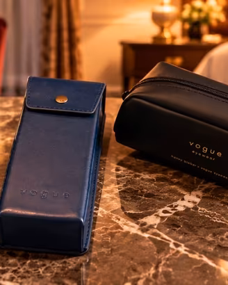 Lotto 3 Astucci Firmati Vogue – Nero e Blu Scuro