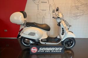 Vespa GTS 300 Super