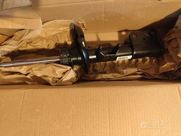 ammortizzatore sx originale Mercedes classe a w176