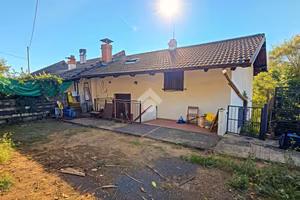 CASA SEMINDIPENDENTE A SAN PIETRO VAL LEMINA