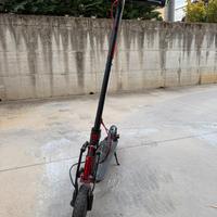 Monopattino elettrico Xiaomi Mi Scooter 2 Pro