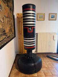 Sacco da boxe da terra